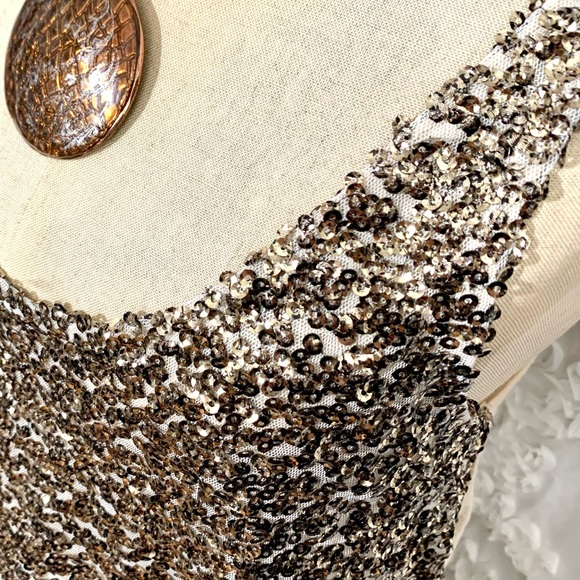 Decree gold sequined tank top- S - Picture 5 of 10